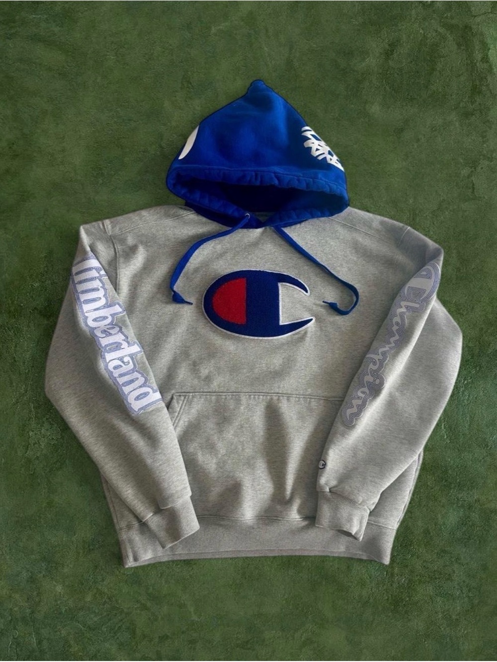 Champion x Timberland Hoodie Med Mens Gray Sleeve Spell Out Graphic Heavyweight